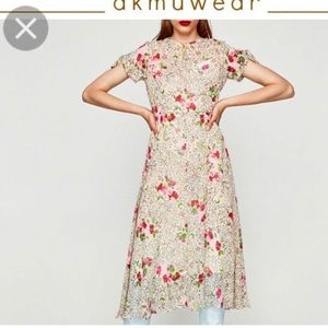 Zara ecru star flower midi dress.